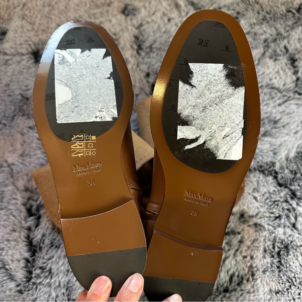SOLD! Retail$1,185 MAX MARA Brigg Fold-over Leather Brown Boots. Sz:EU39/US8.5 - Picture 16 of 16